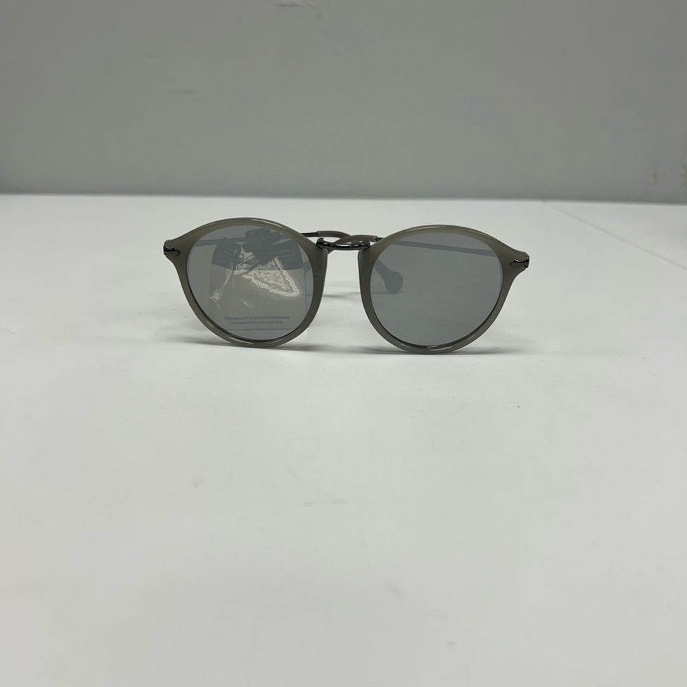 Converse Classic Round Mirrored Sunglasses